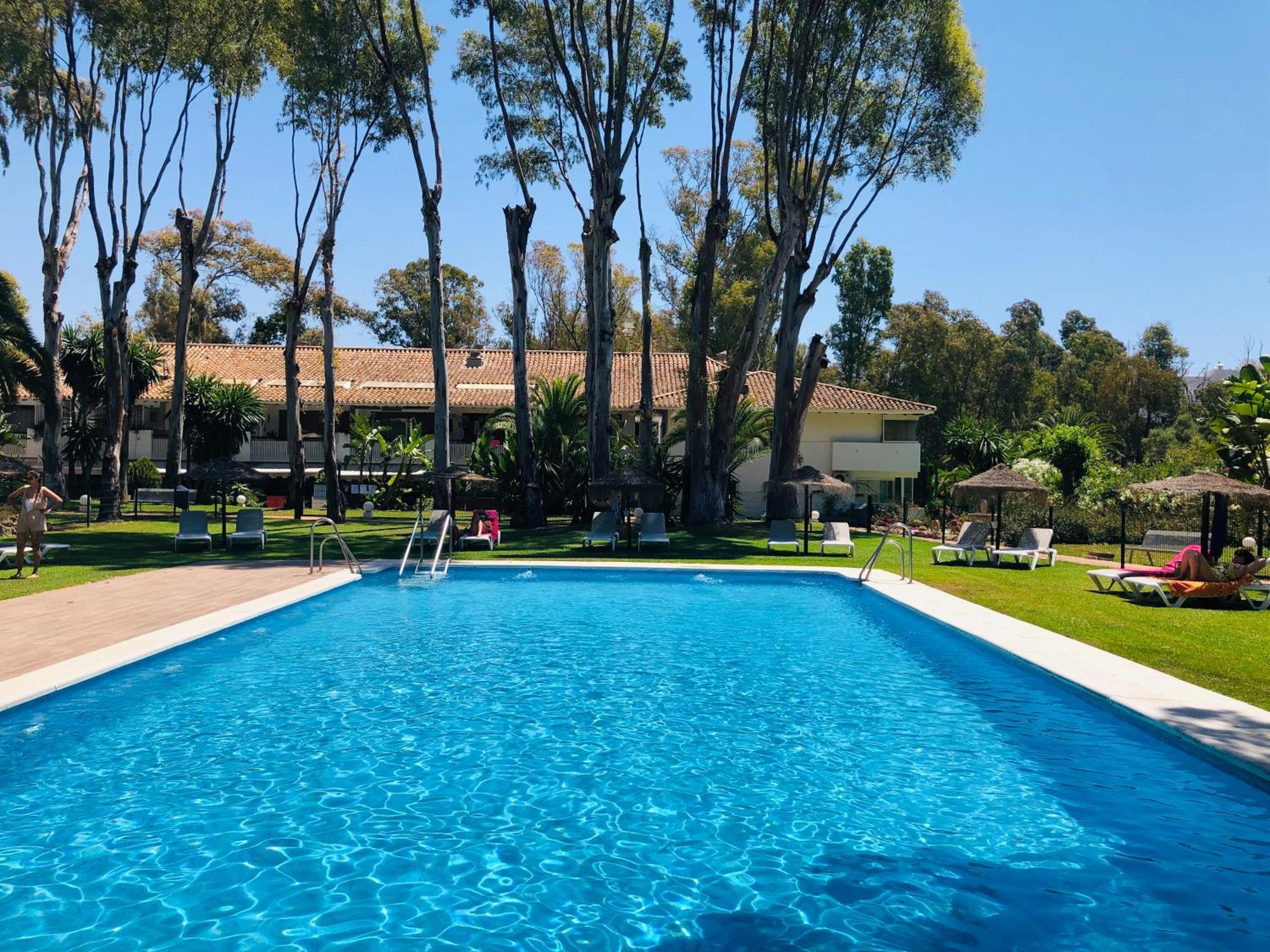 Puerto Banus Apartamento Flores マルベーリャ エクステリア 写真